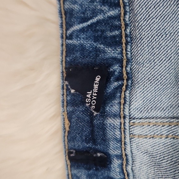 GAP Women's Casual Boyfriend Straight Leg Medium wash Jean's - Picture 5 of 7